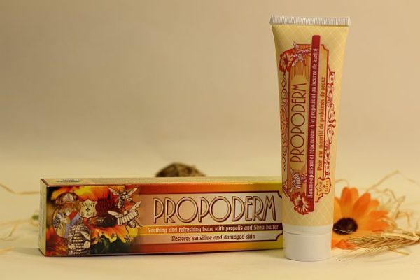 Crème réparatrice à la propolis